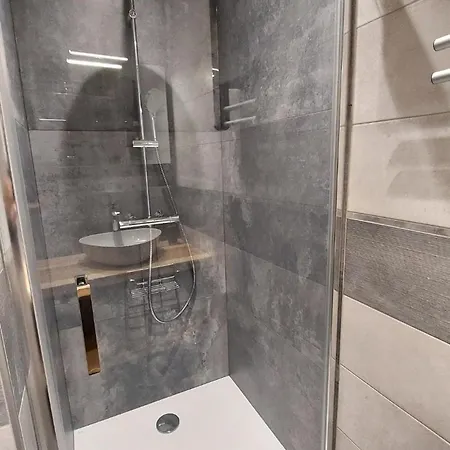 Casa de Férias 8 Personnes Ussel Grande Maison Renovee Ussel (Cantal)