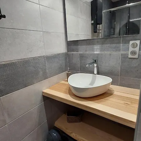 Casa de Férias 8 Personnes Ussel Grande Maison Renovee Ussel (Cantal)