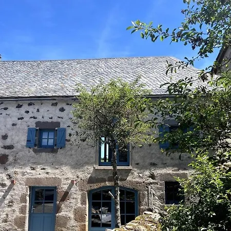 8 Personnes Ussel Grande Maison Rénovée *