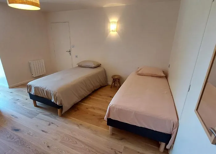 8 Personnes Ussel Grande Maison Renovee *